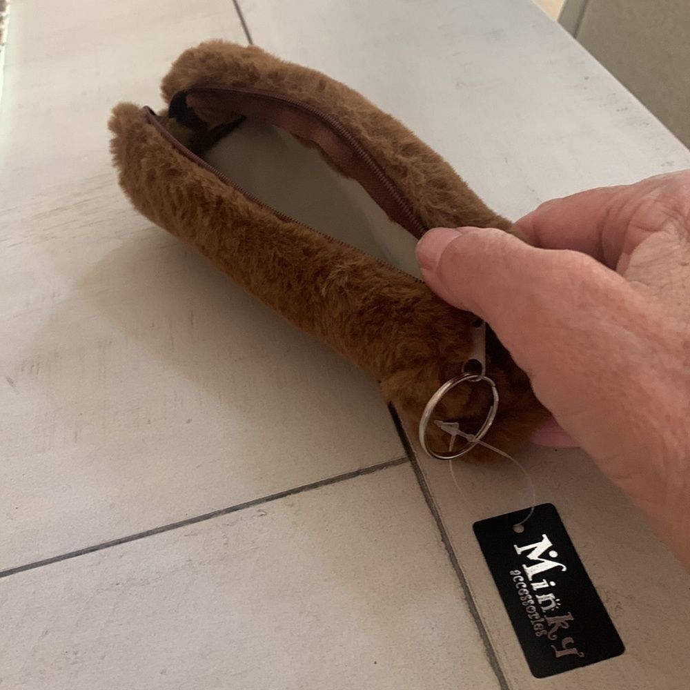 Furry Zippered Case Keychain - Picture 2 of 2